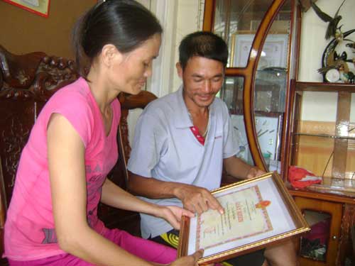 {keywords} {keywords}