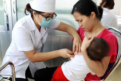 Phát động Chiến dịch tiêm vắcxin sởi-rubella trên toàn quốc