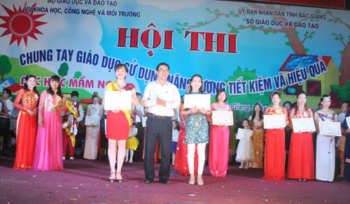 {keywords} {keywords}