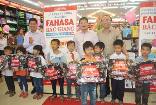 {keywords} {keywords}