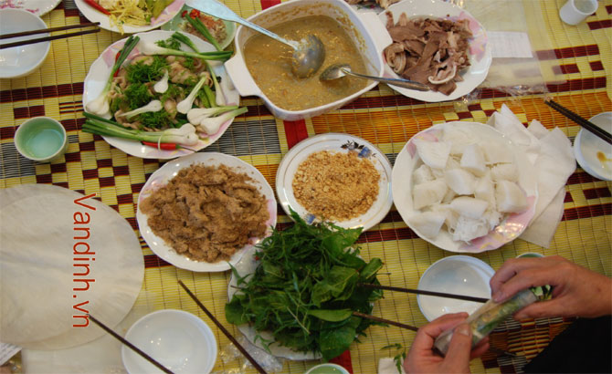 Bac Giang Mixture of Doctor Fish and Rice Pancake