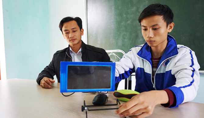 {keywords} {keywords}