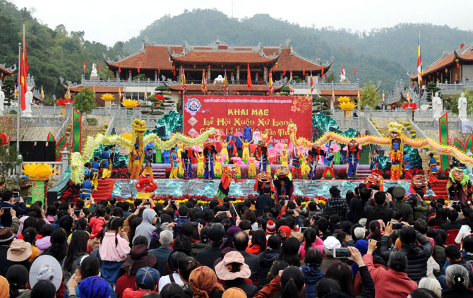 {keywords} {keywords}