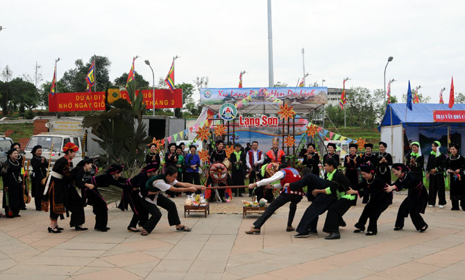 {keywords} {keywords}