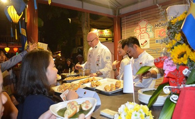 Global cuisine brought together at int’l food festival in Hoi An