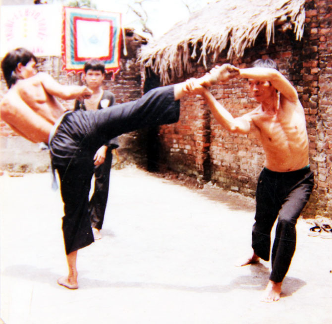 {keywords} {keywords}