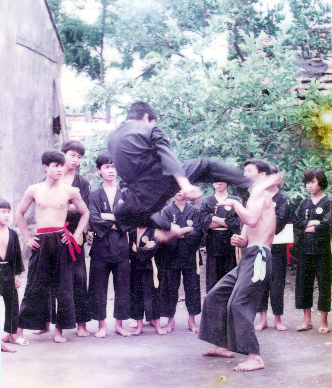 {keywords} {keywords}