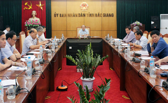 Chairman of the People's Committee Nguyen Van Linh: Building a friendly investment climate to attract businesses