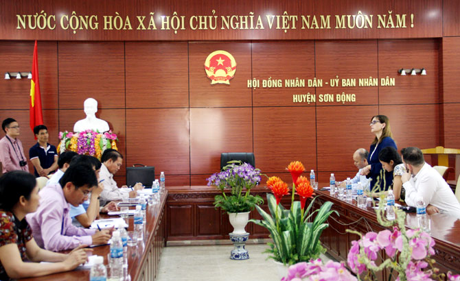 {keywords} {keywords}