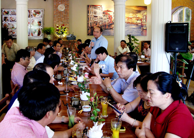 {keywords} {keywords}