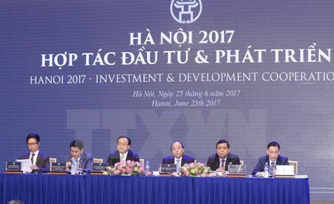 Hanoi investment conference brings in trillions of VND