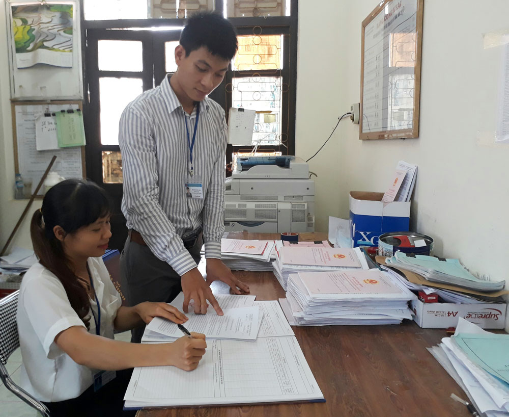 {keywords} {keywords}