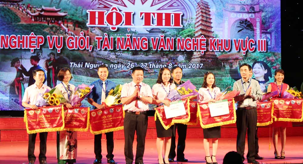 {keywords} {keywords}