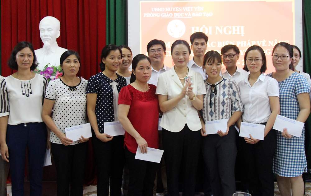 {keywords} {keywords}