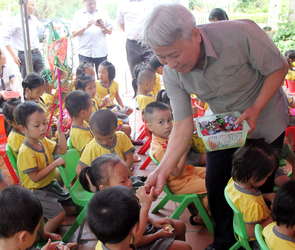 {keywords} {keywords}