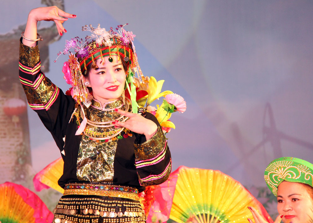 {keywords} {keywords}