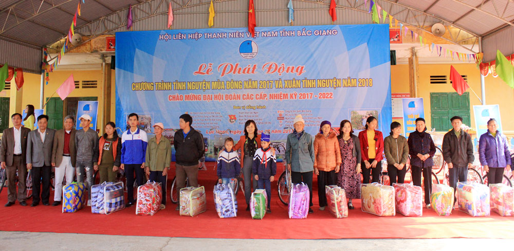 {keywords} {keywords}