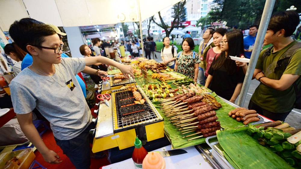 HCM City goes vibrant with 12th Taste of the World festival