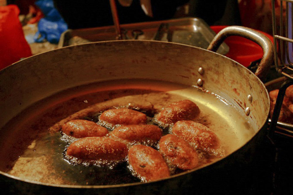 {keywords} {keywords}