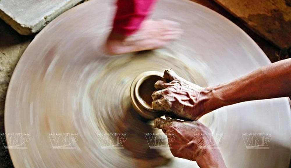 {keywords} {keywords}