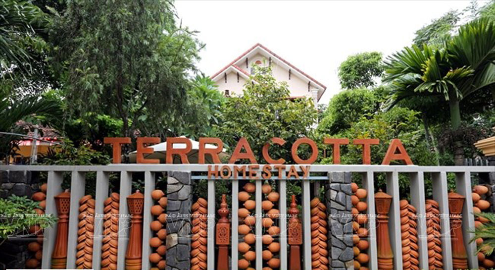 {keywords} {keywords}