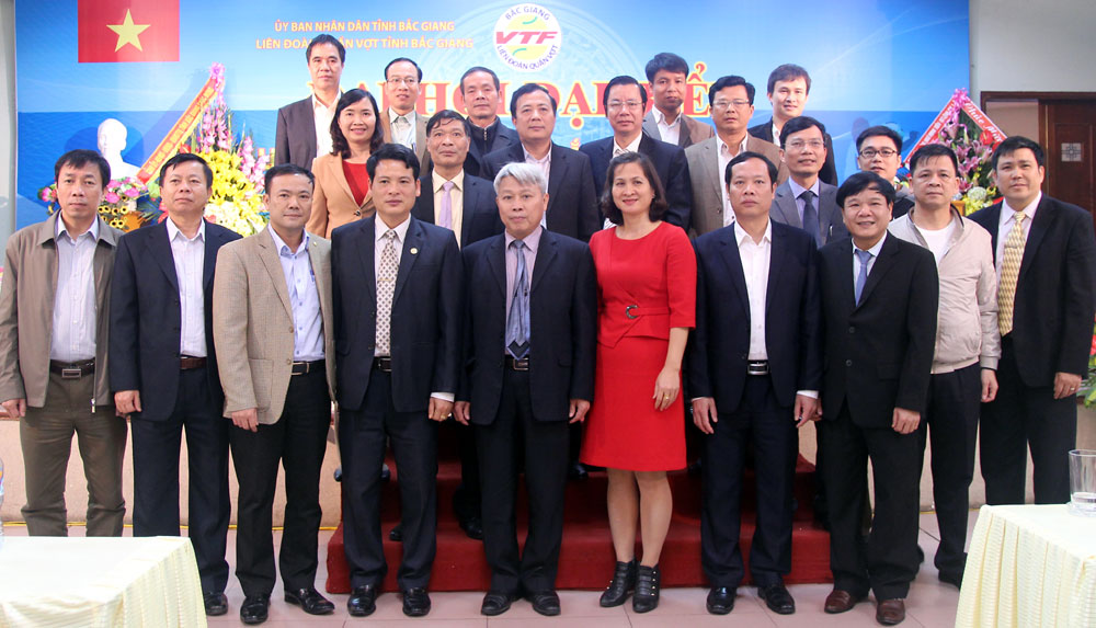 {keywords} {keywords}