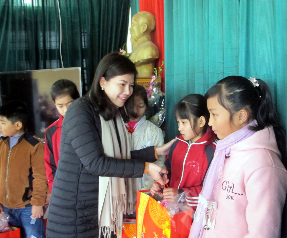 {keywords} {keywords}