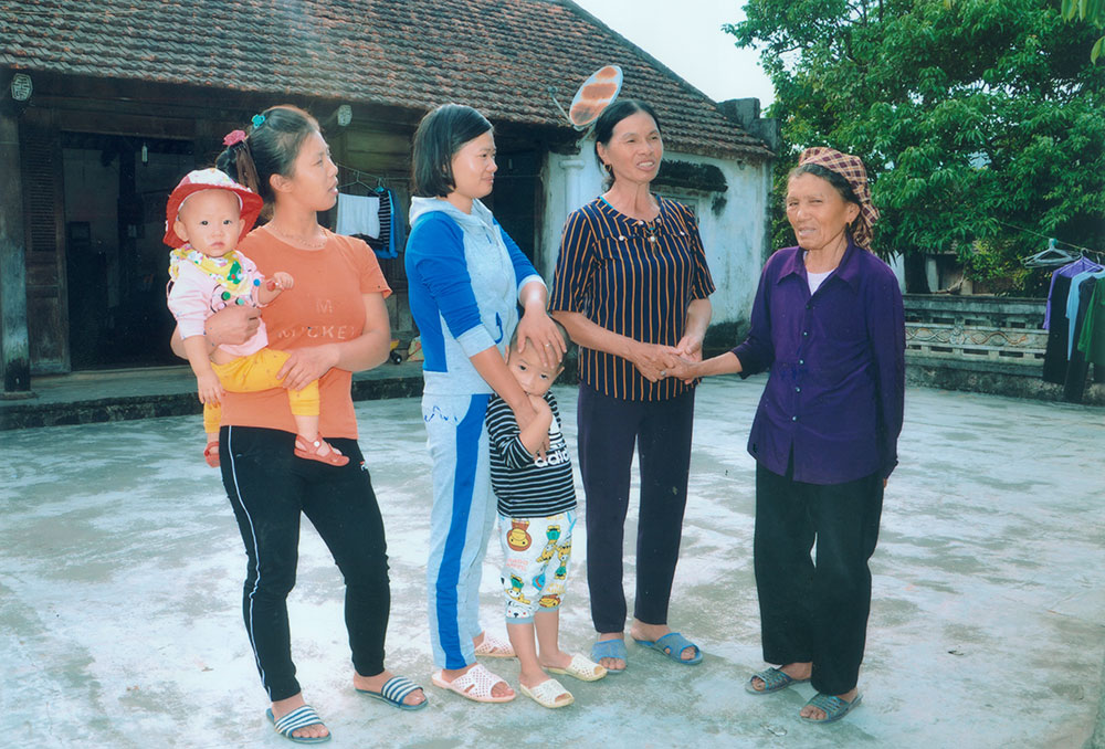 {keywords} {keywords}