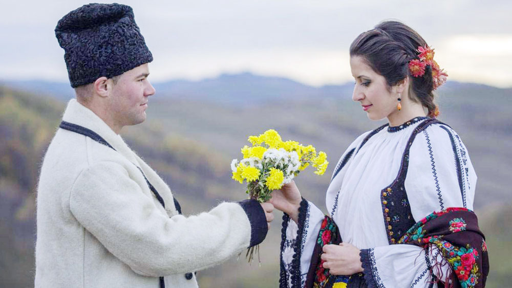 {keywords} {keywords}