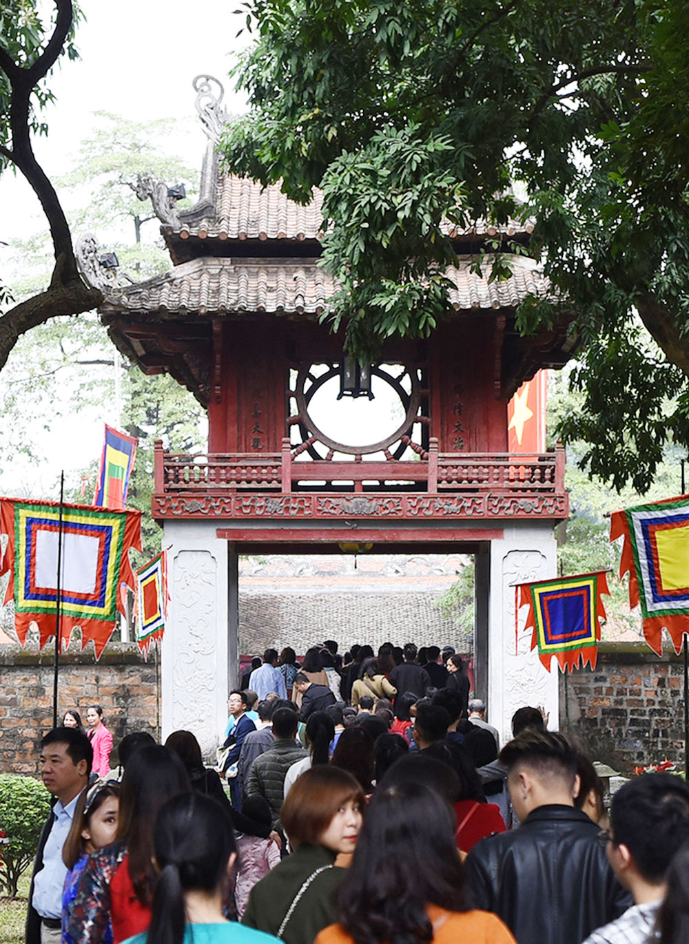 {keywords} {keywords}