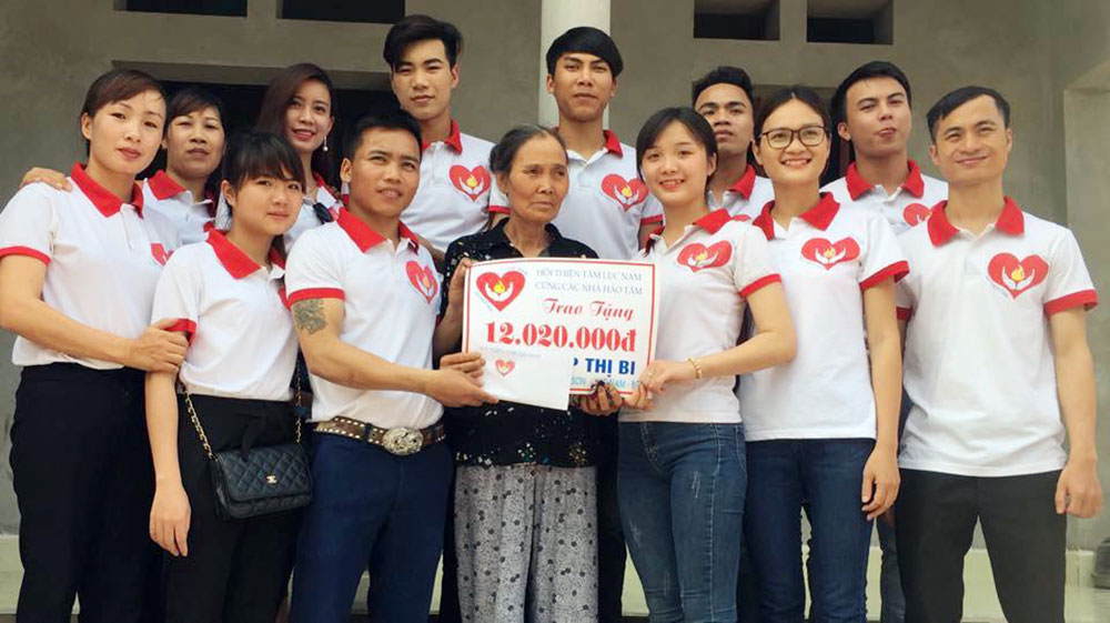 {keywords} {keywords}