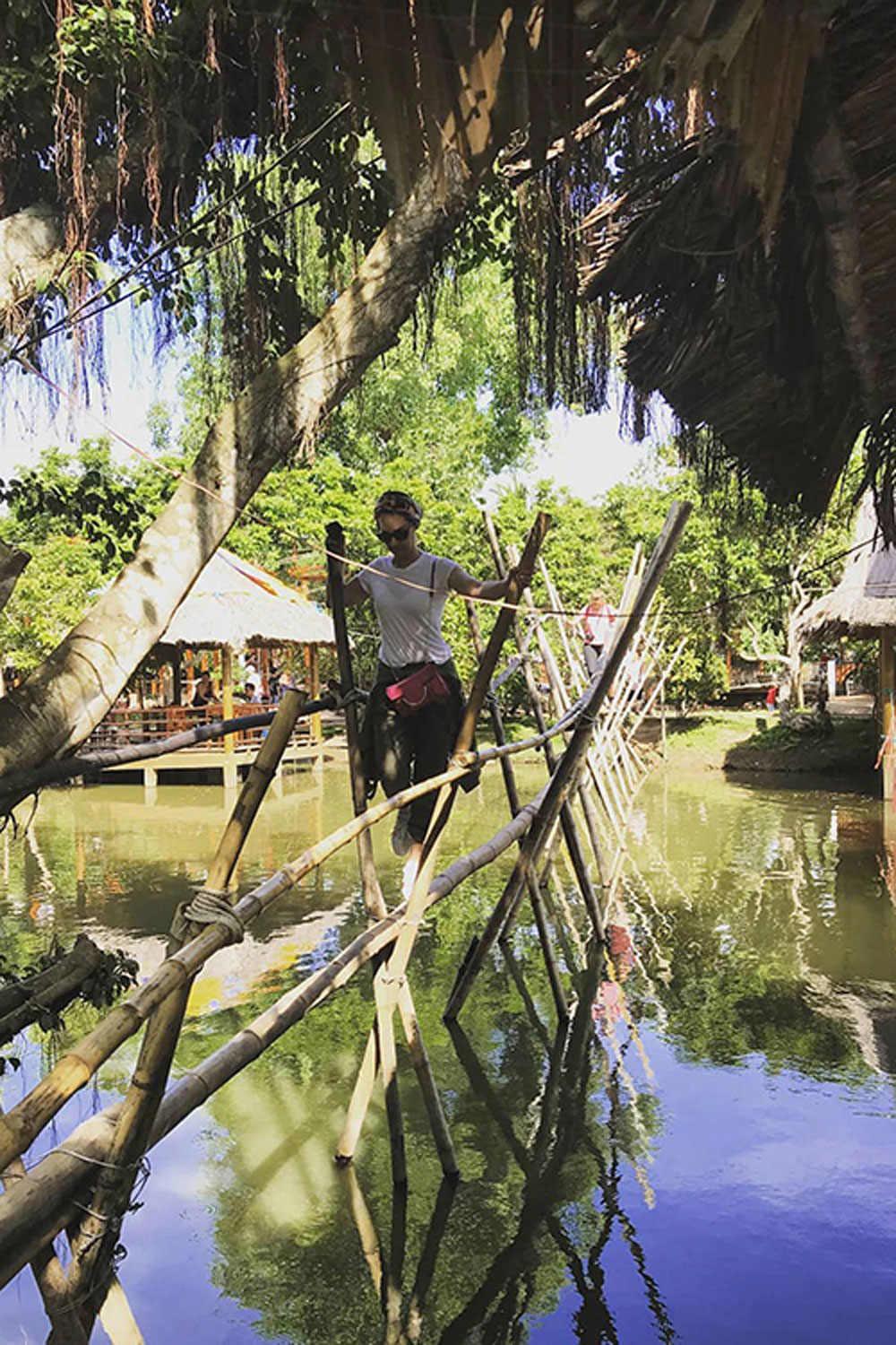 {keywords} {keywords}