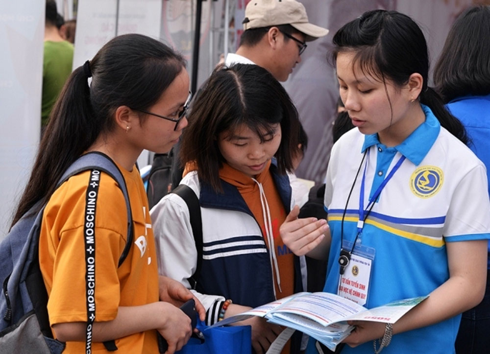 {keywords} {keywords}