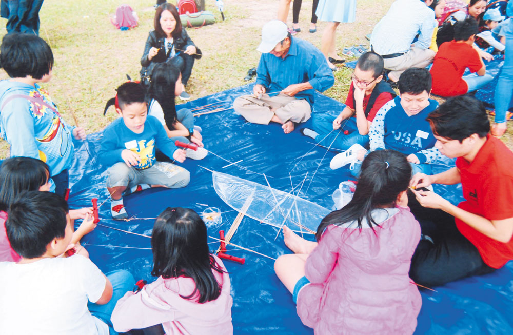 {keywords} {keywords}