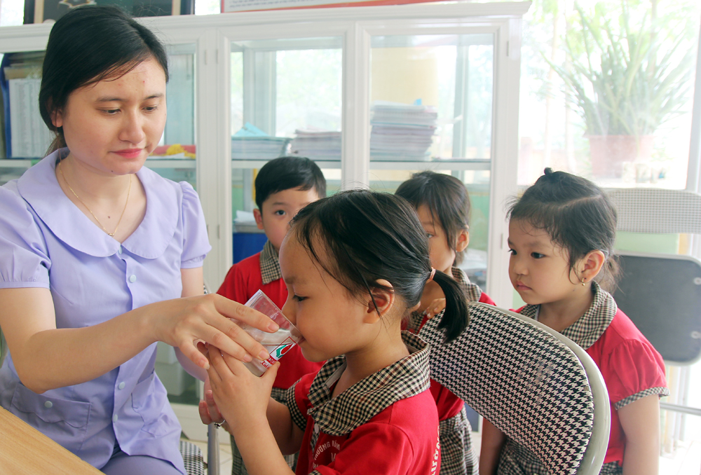 {keywords} {keywords}