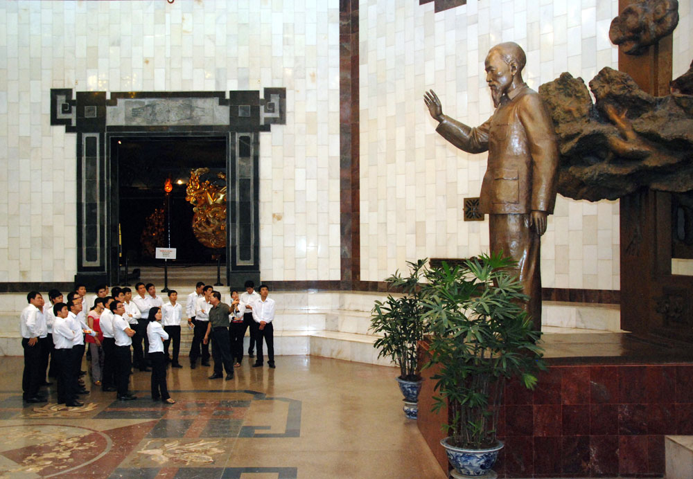 {keywords} {keywords}