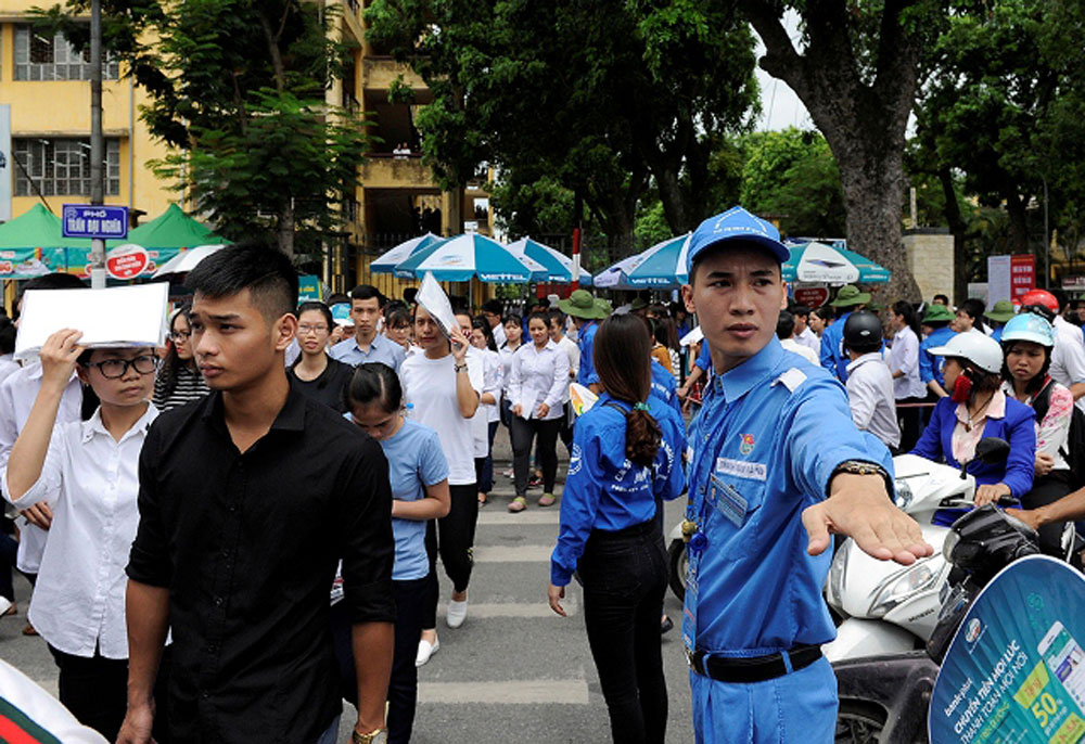 {keywords} {keywords}