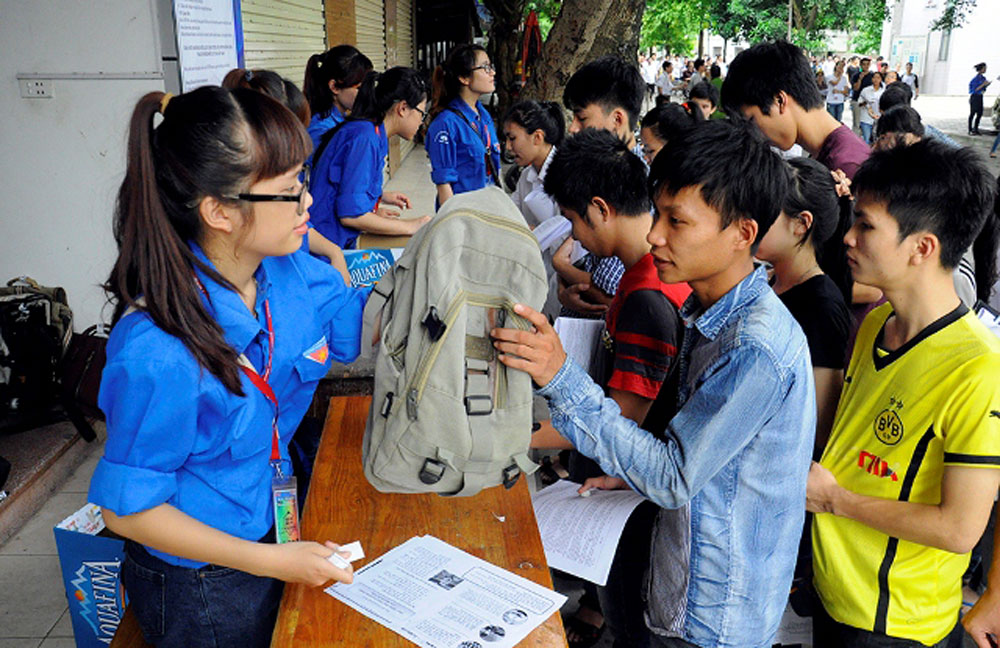 {keywords} {keywords}