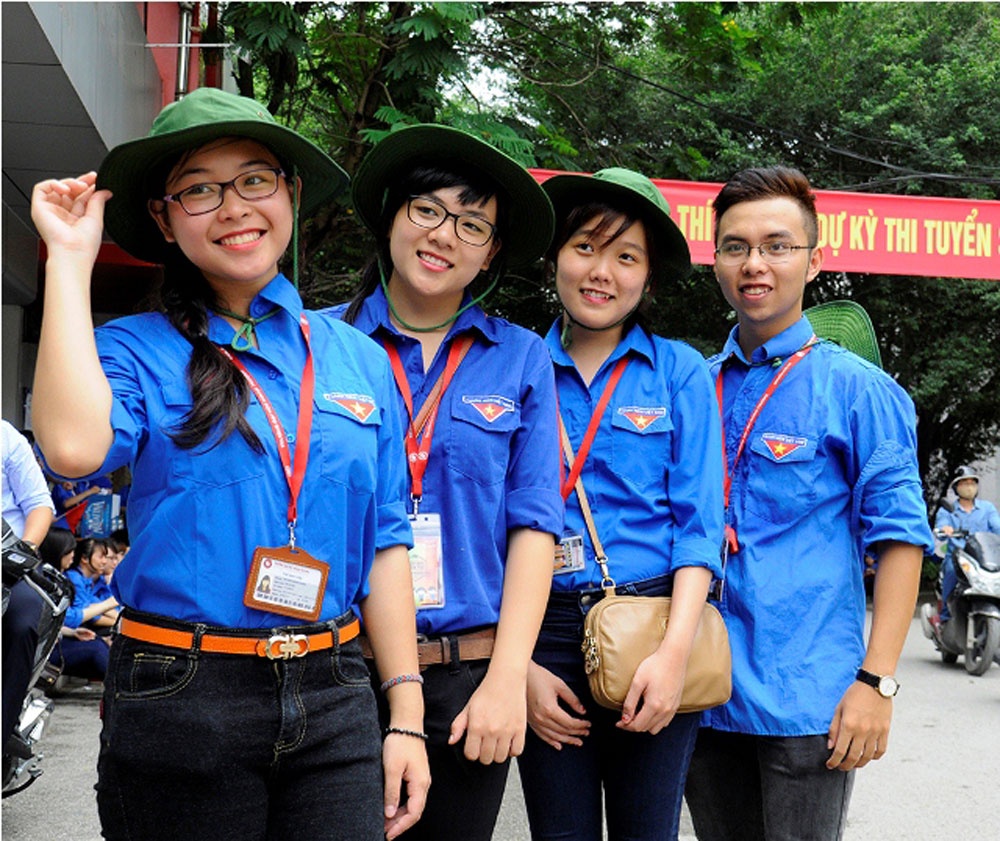 {keywords} {keywords}