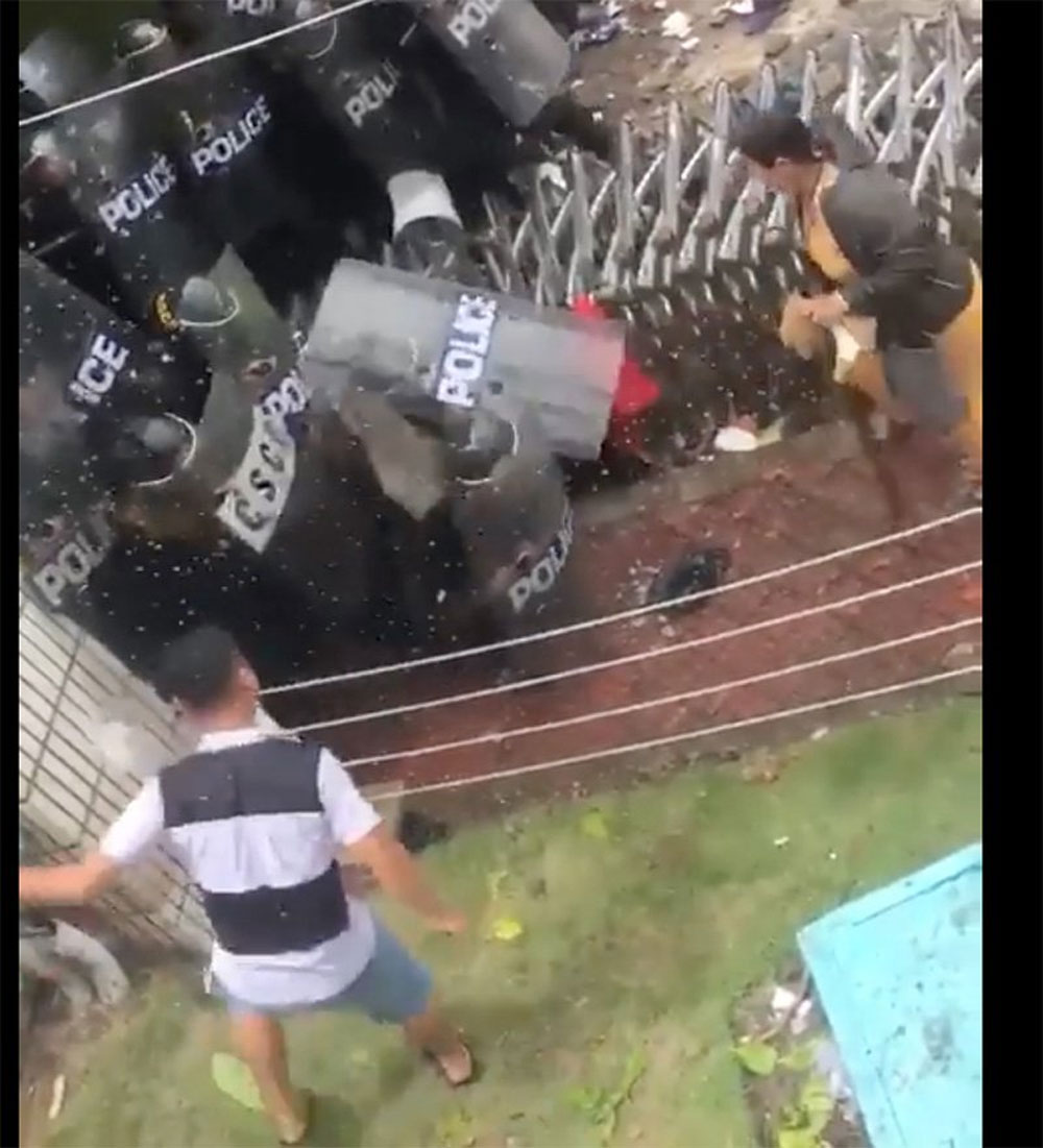 {keywords} {keywords}