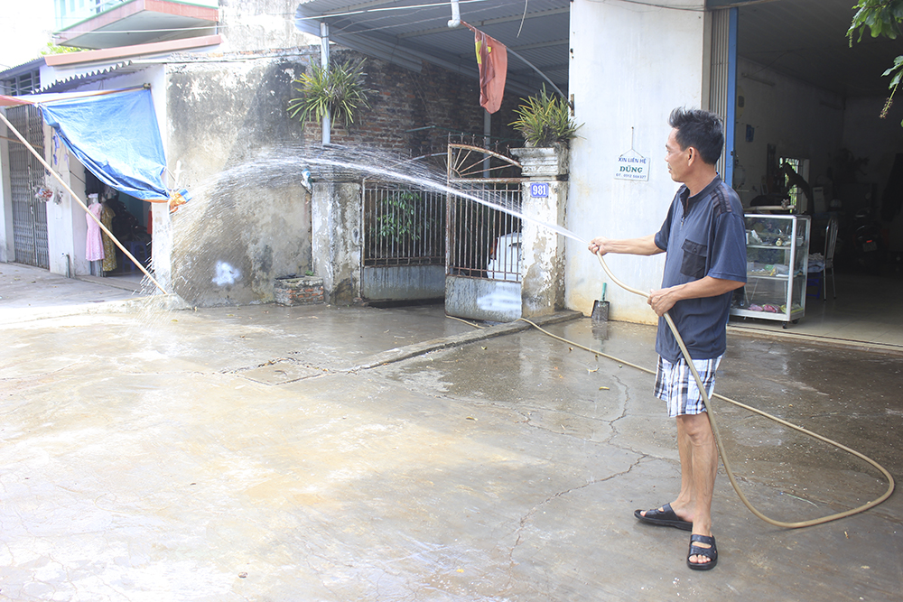 {keywords} {keywords}