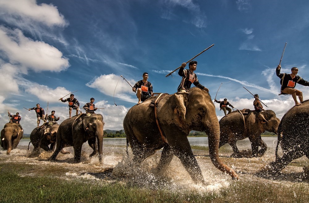 {keywords} {keywords}