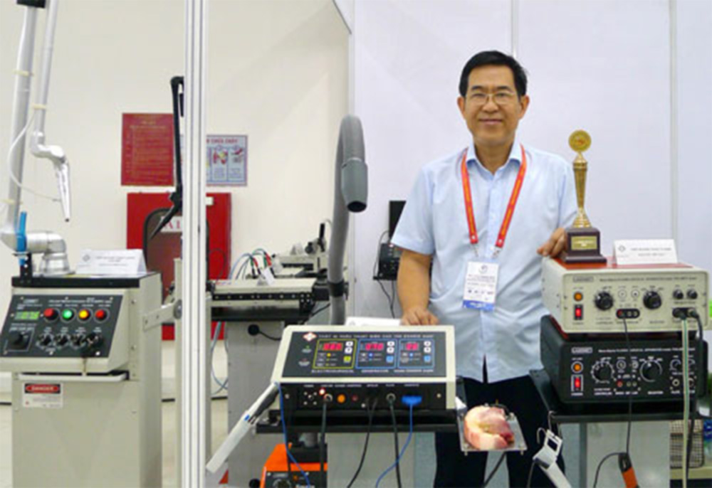 {keywords} {keywords}