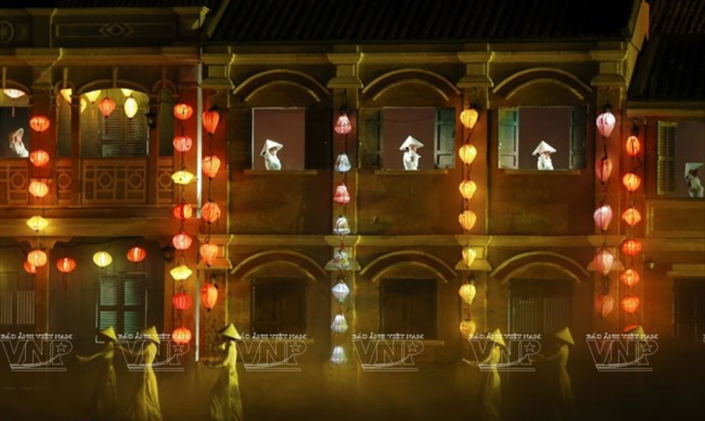 {keywords} {keywords}