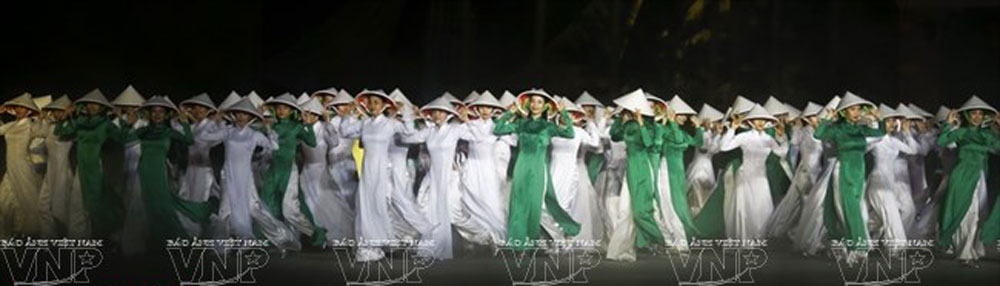 {keywords} {keywords}