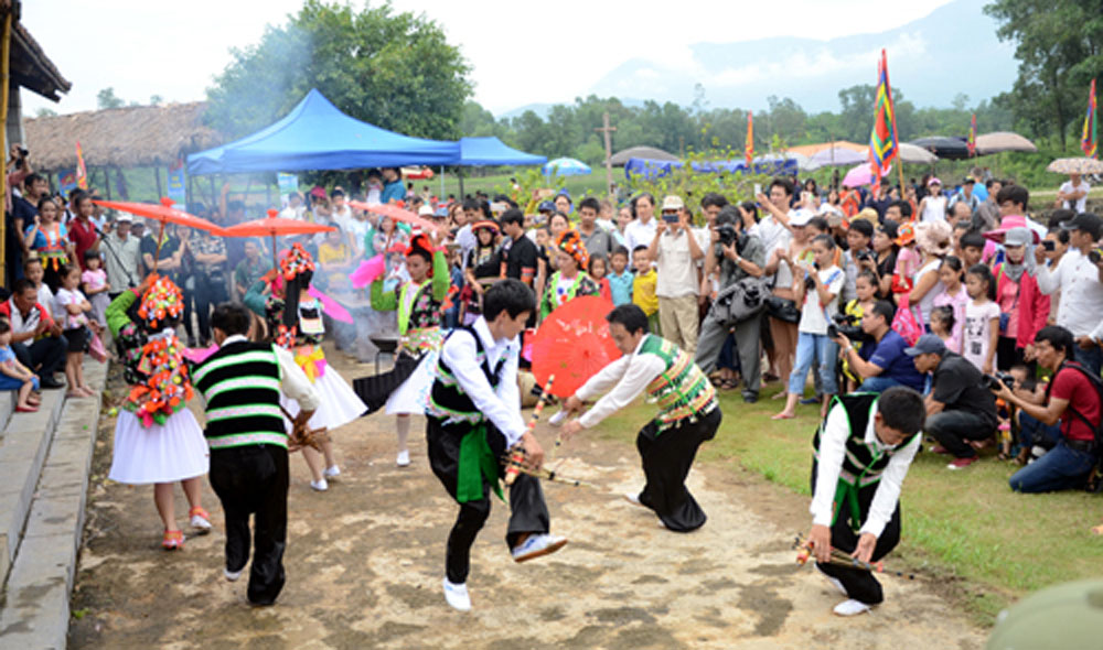 {keywords} {keywords}