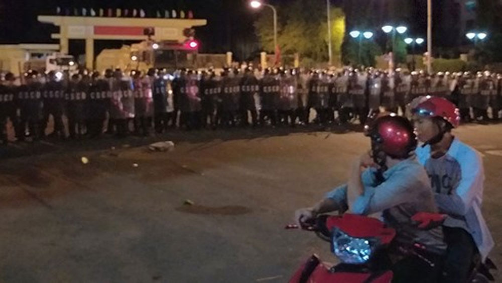 {keywords} {keywords}