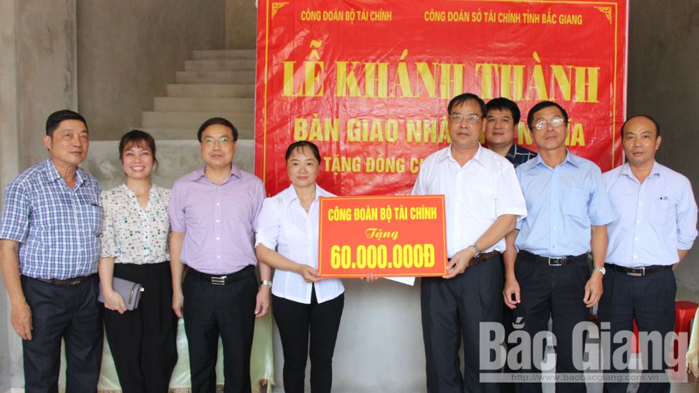 {keywords} {keywords}