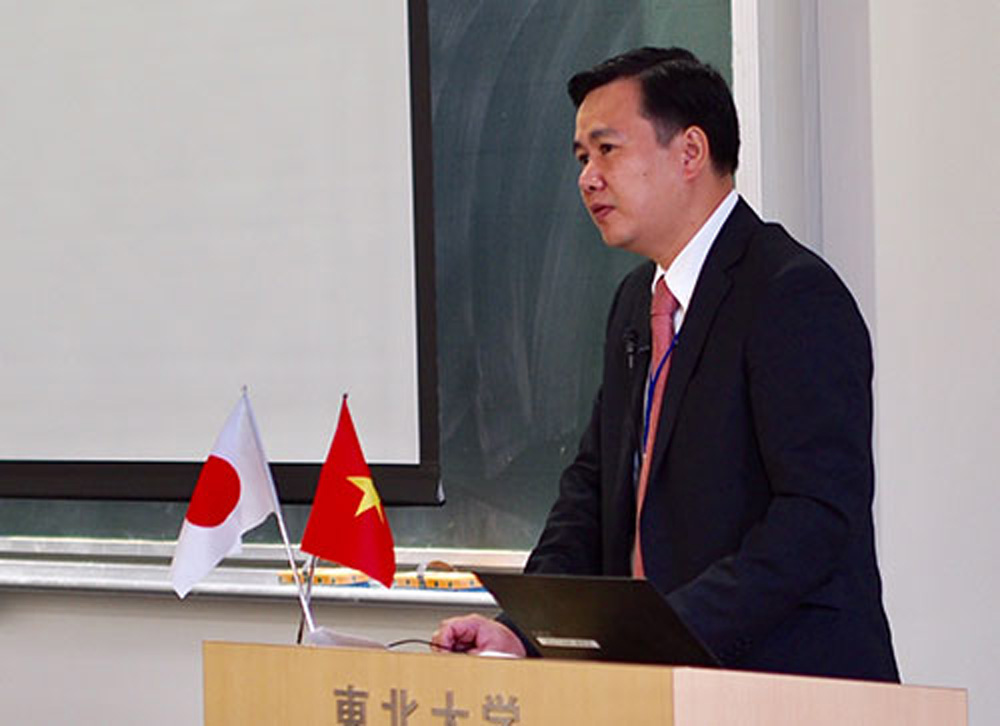 {keywords} {keywords}