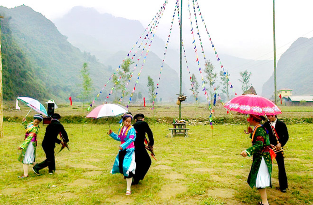 {keywords} {keywords}